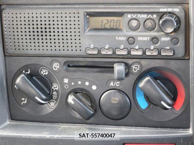 Isuzu ELF TRUCK 2013-07 215146-14