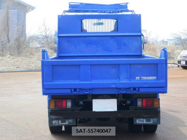 Isuzu ELF TRUCK 2013-07 215146-8