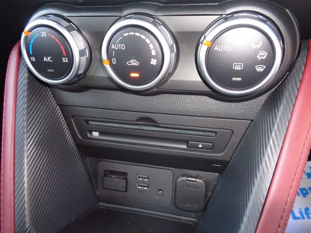 Mazda CX-3 2018-03 22723-16