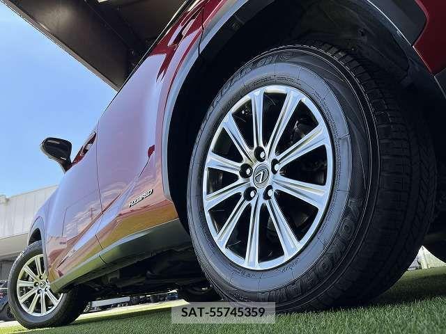 Lexus NX 2018-07 275724-18