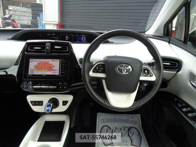 Toyota PRIUS 2016-07 350555-2