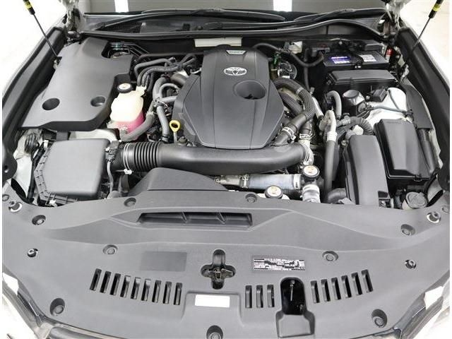 Toyota CROWN SEDAN 2017-10 16882-13