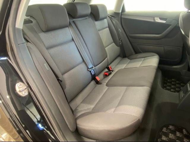 Audi A3 2009-10 28590-5