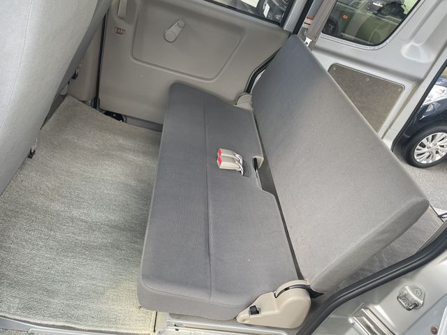 Suzuki EVERY 2007-11 189983-7