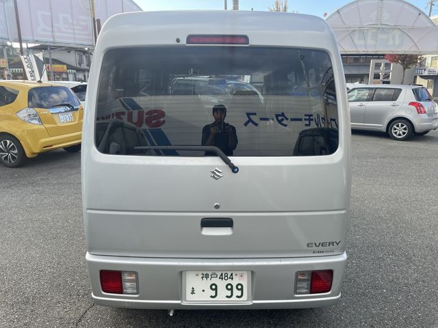 Suzuki EVERY 2007-11 189983-16