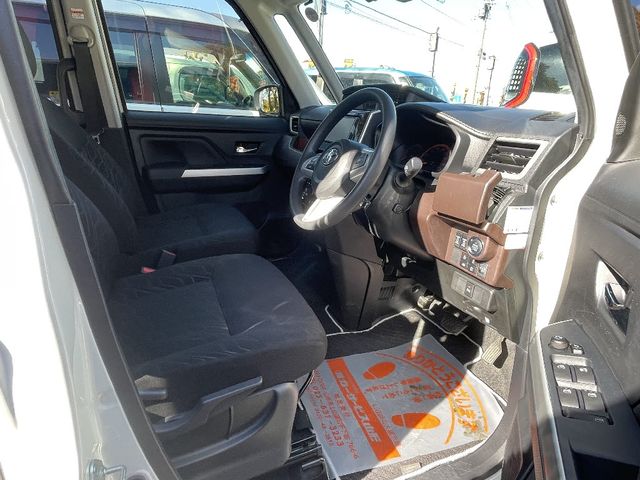 Toyota ROOMY 2020-05 187718-4