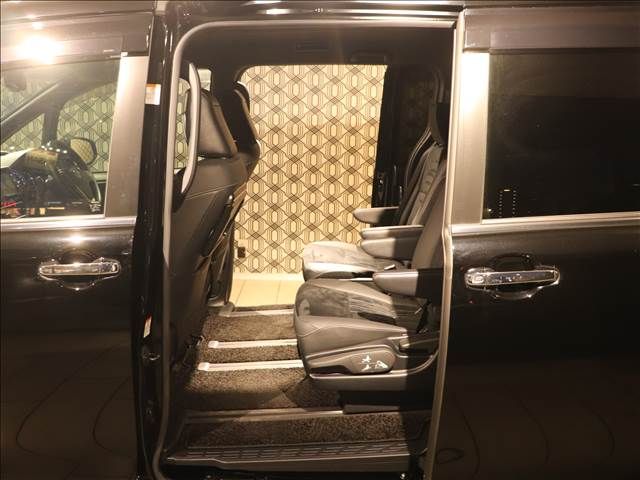 Toyota ESQUIRE 2020-05 21280-17