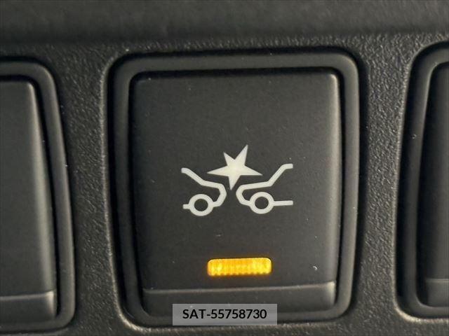 Nissan JUKE 2016-06 273987-3