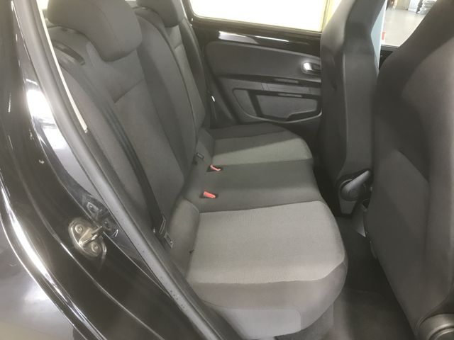 VolksWagen UP! 2013-02 182414-15