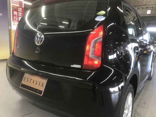 VolksWagen UP! 2013-02 182414-27