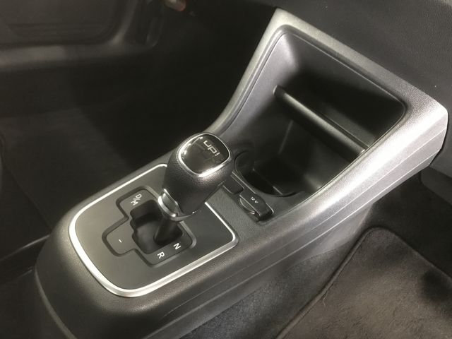VolksWagen UP! 2013-02 182414-18