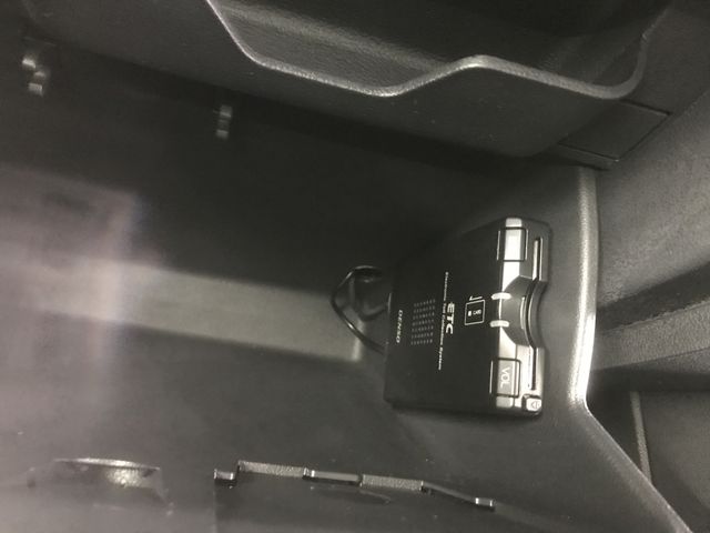 VolksWagen UP! 2013-02 182414-22