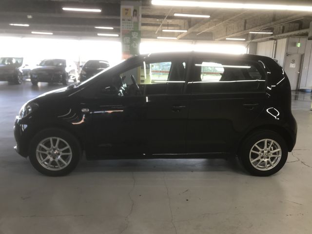 VolksWagen UP! 2013-02 182414-7