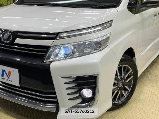 Toyota VOXY 2015-04 224562-13