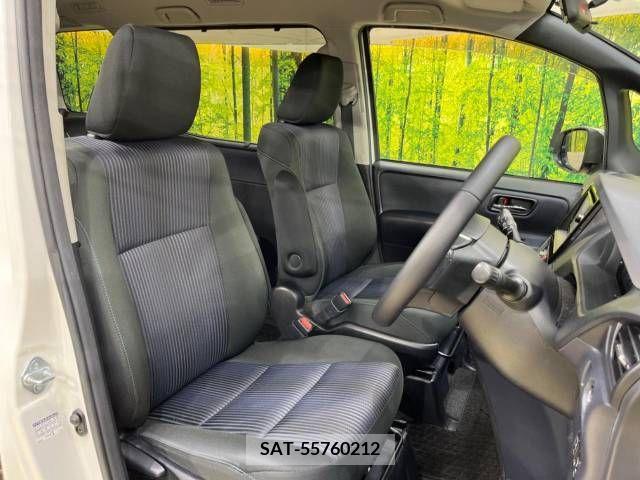 Toyota VOXY 2015-04 224562-8
