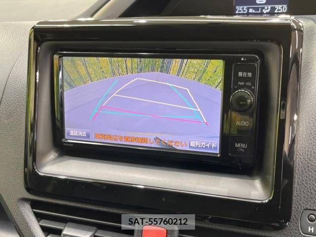 Toyota VOXY 2015-04 224562-3