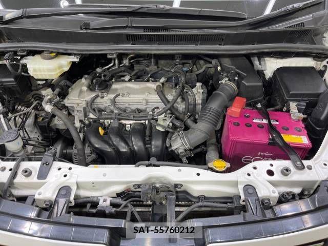 Toyota VOXY 2015-04 224562-19