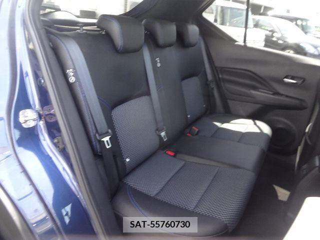 Nissan KICKS 2022-08 233823-7
