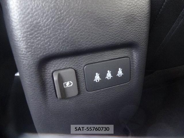 Nissan KICKS 2022-08 233823-10
