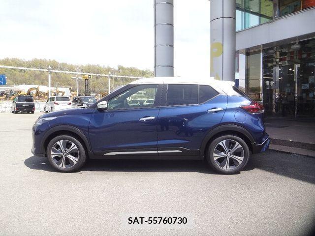 Nissan KICKS 2022-08 233823-4