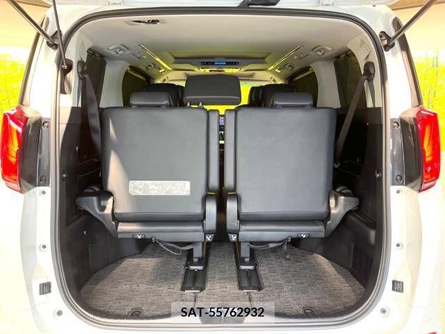 Toyota ALPHARD 2019-03 333240-12