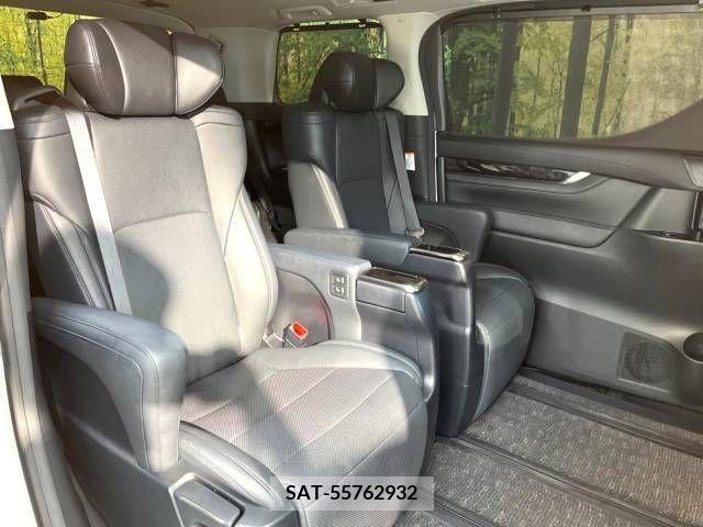 Toyota ALPHARD 2019-03 333240-10