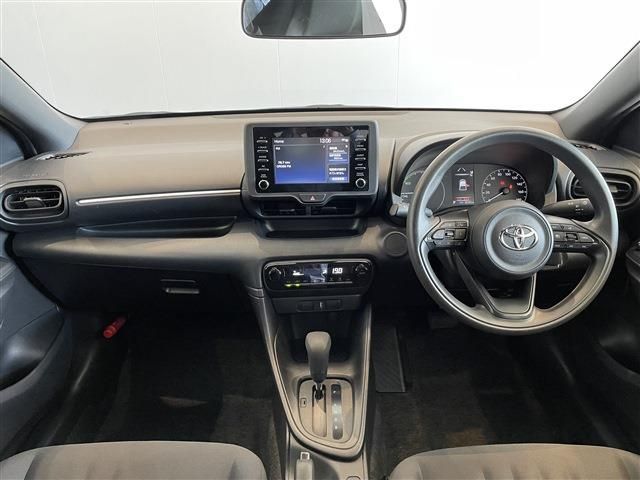 Toyota YARIS 2020-08 17993-2