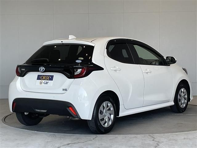 Toyota YARIS 2020-08 17993-1