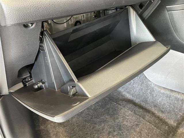 Toyota YARIS 2020-08 17993-23