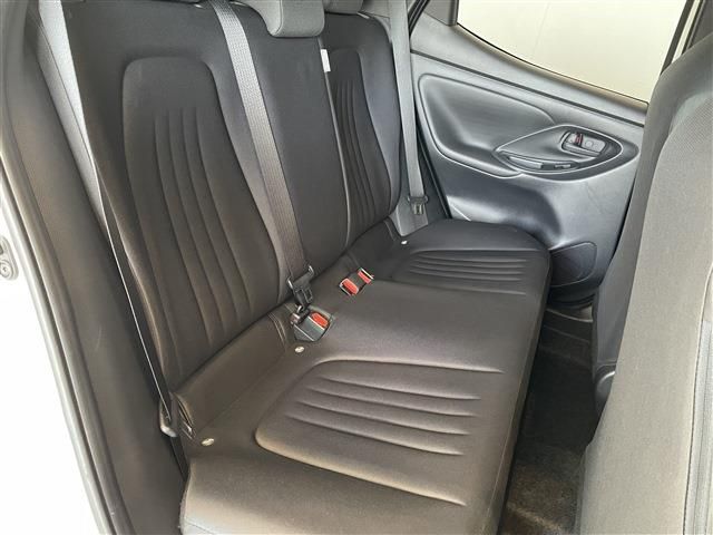 Toyota YARIS 2020-08 17993-26