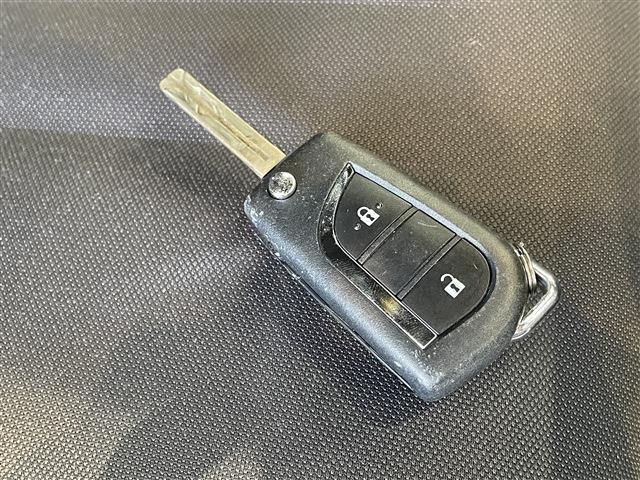 Toyota YARIS 2020-08 17993-19