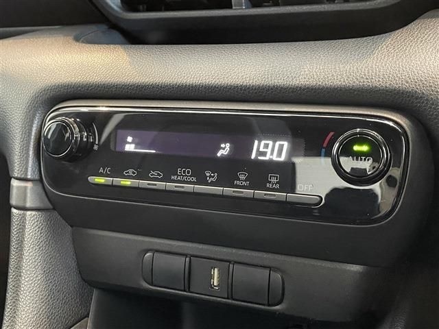 Toyota YARIS 2020-08 17993-18