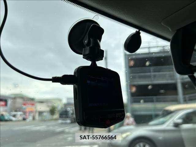 Nissan CUBE 2013-01 390160-20