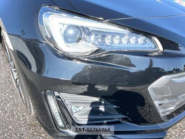 Subaru BRZ 2017-02 216118-12