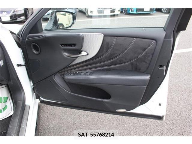 Lexus LS 2017-12 388329-14