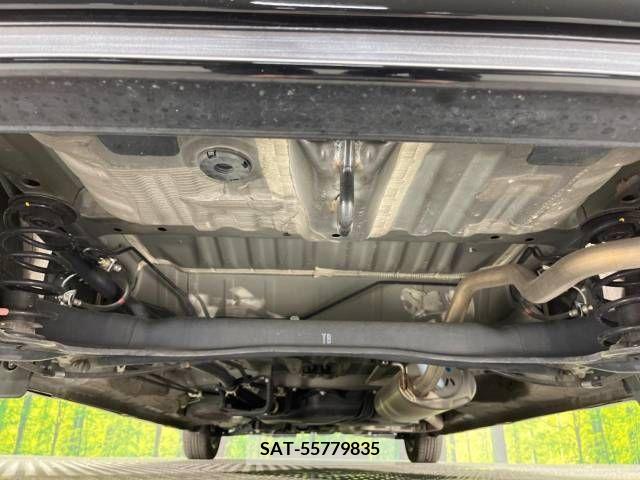 Honda N BOX CUSTOM 2019-03 279139-19