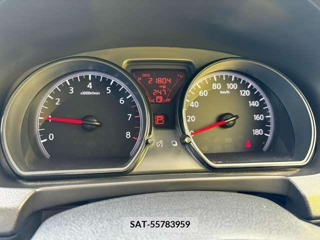 Nissan NOTE 2015-06 365381-5