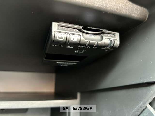 Nissan NOTE 2015-06 365381-10