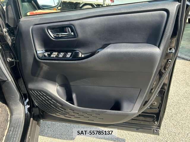 Toyota NOAH 2020-01 321652-15