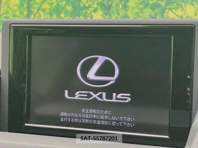 Lexus CT 2011-06 362702-2