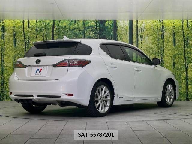 Lexus CT 2011-06 362702-17