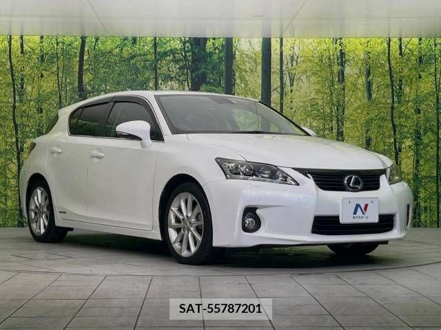 Lexus CT 2011-06 362702-16