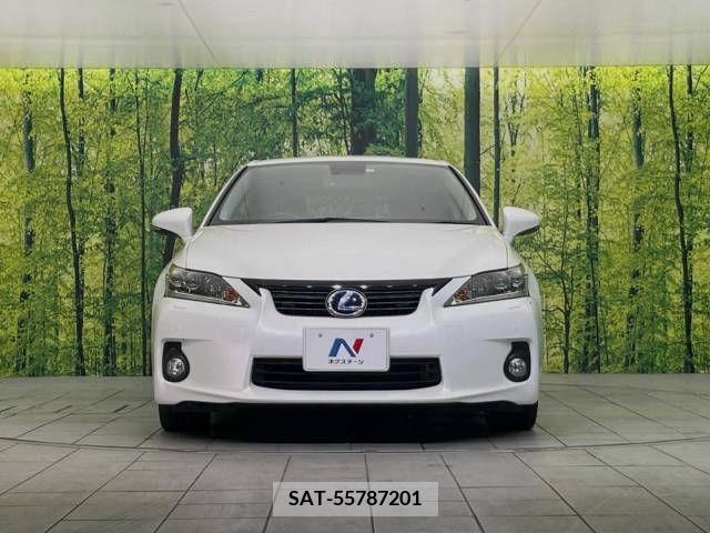 Lexus CT 2011-06 362702-14