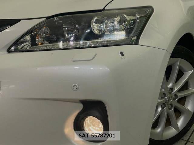 Lexus CT 2011-06 362702-12