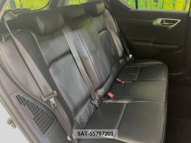 Lexus CT 2011-06 362702-10