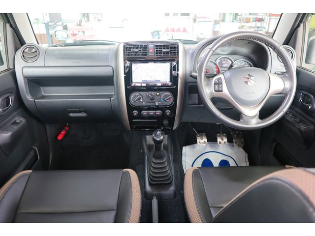 Suzuki JIMNY 2018-01 3860-13