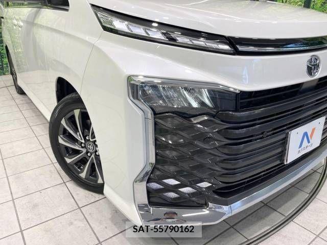 Toyota VOXY 2022-11 336663-13