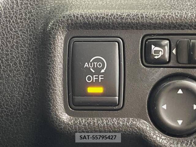 Nissan NOTE 2014-11 302360-6