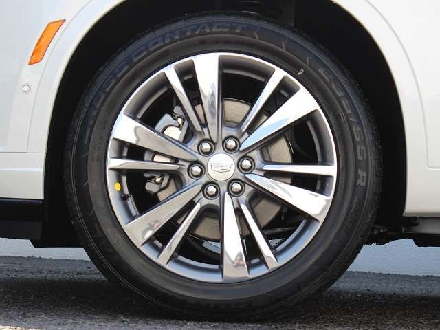 Cadillac XT6 2022-12 11042-18