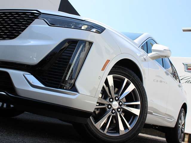 Cadillac XT6 2022-12 11042-17